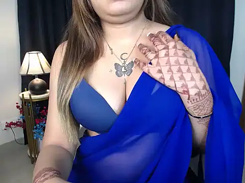 Flying queenn online show from December 4, 2025, 11:53 am