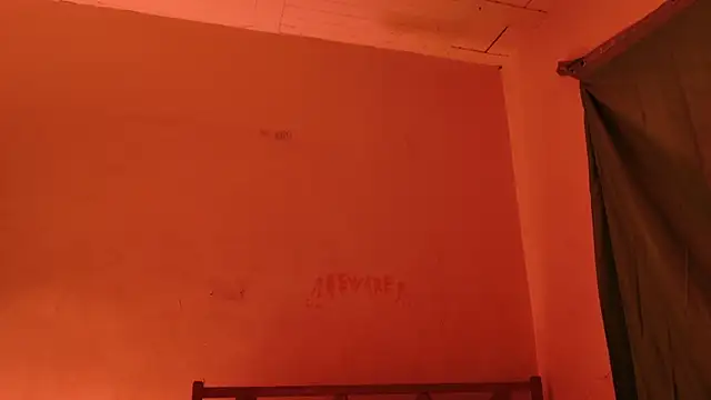 MoonLipsON- online show from May 17, 2026, 8:25 am