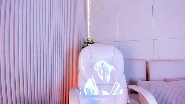 MarelynSummer online show from April 11, 2026, 11:36 am