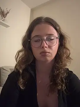 GermanRose online show from December 17, 2025, 9:20 pm