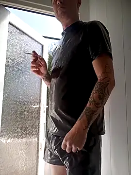 Snapshot of jefflatex45 chatting on April 28, 2026, 10:19 am jefflatex45 online show from April 28, 2026, 10:19 am