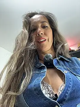 sandrafarrely online show from April 2, 2026, 2:19 am