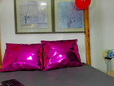 Snapshot of Samantha_Ortiz69 chatting on March 1, 2026, 6:02 am Samantha Ortiz69 online show from March 1, 2026, 6:02 am