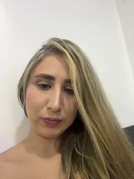 AmaiaSantini online show from January 9, 2026, 10:06 pm