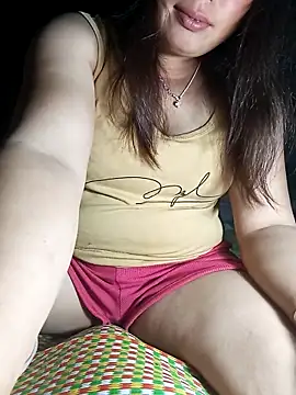 lux-angel online show from March 9, 2026, 4:27 am