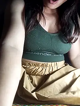 lux-angel online show from February 6, 2026, 11:01 pm