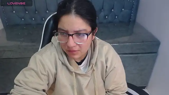 eva smit t online show from April 18, 2026, 2:58 am