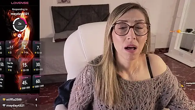 Scarlett 079 online show from April 9, 2026, 12:00 pm