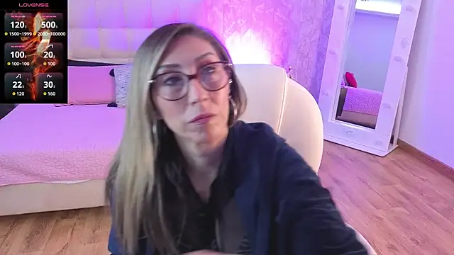 Scarlett 079 online show from April 10, 2026, 11:50 am