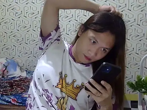Snapshot of luna_love_bitex chatting on May 24, 2026, 1:00 pm luna love bitex online show from May 24, 2026, 1:00 pm