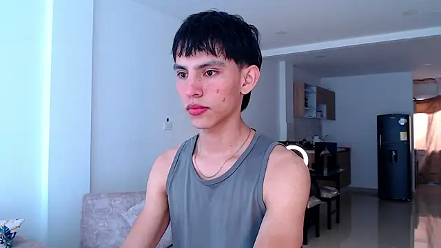 Snapshot of andrew_courtzz chatting on January 16, 2026, 8:35 pm andrew courtzz online show from January 16, 2026, 8:35 pm