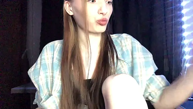 Snapshot of Cleonoth2o chatting on June 19, 2026, 9:09 pm Cleonoth2o online show from June 19, 2026, 9:09 pm