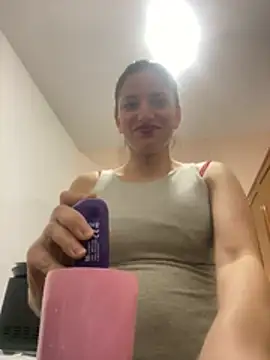 Snapshot of Marestrella-25 chatting on July 21, 2026, 2:29 pm Marestrella-25 online show from July 21, 2026, 2:29 pm