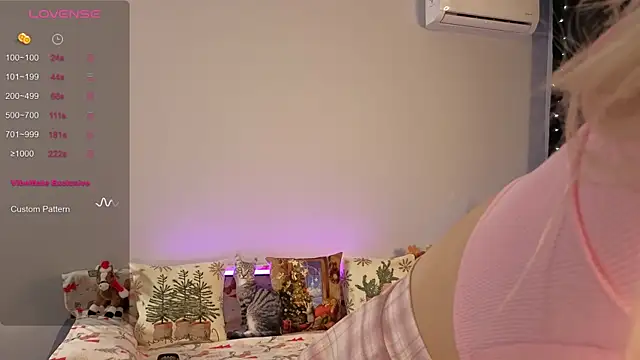 kitty katy pears online show from December 17, 2025, 1:27 pm