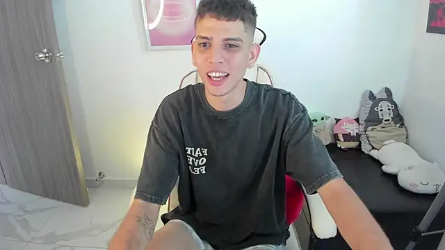 Snapshot of Jasson___ chatting on January 10, 2026, 4:02 pm Jasson online show from January 10, 2026, 4:02 pm