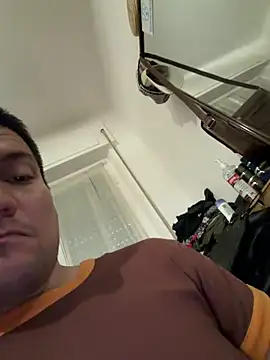 CharlyAlfa22 online show from February 10, 2026, 4:17 pm