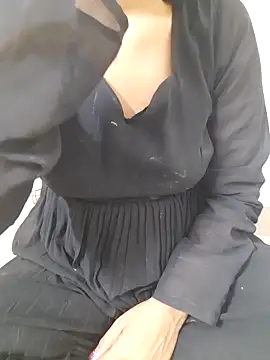 Riya rani8 online show from April 19, 2026, 7:16 pm