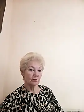 Snapshot of Calypso-Loove chatting on May 1, 2026, 11:26 am Calypso-Loove online show from May 1, 2026, 11:26 am