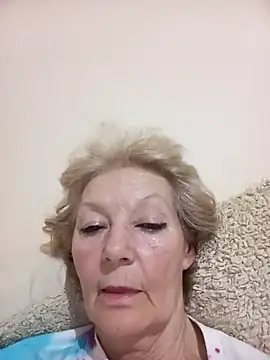 Snapshot of Calypso-Loove chatting on December 13, 2025, 8:04 pm Calypso-Loove online show from December 13, 2025, 8:04 pm