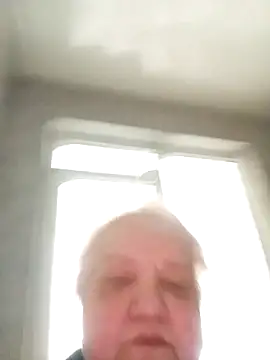 HapinessLovee online show from February 8, 2026, 7:50 am