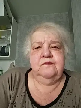 HapinessLovee online show from February 28, 2026, 9:31 am