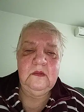 HapinessLovee online show from December 20, 2025, 7:55 am