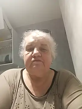 HapinessLovee online show from February 13, 2026, 7:25 pm