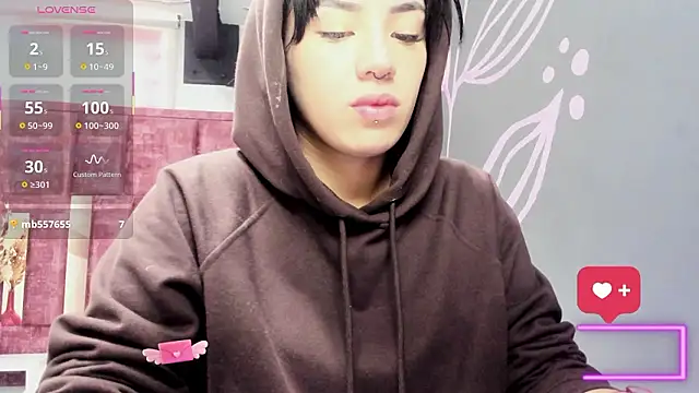 Kiara Fox   online show from February 14, 2026, 7:58 pm