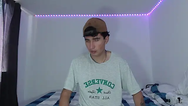 Dave hot1 online show from December 17, 2025, 6:13 pm