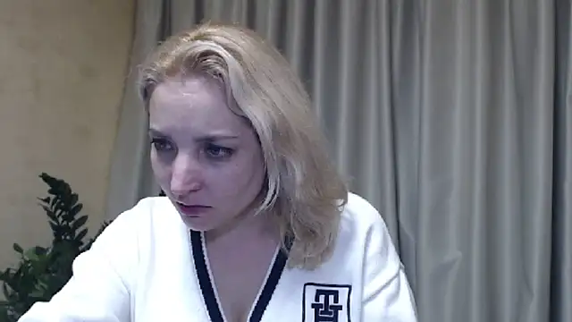 Snapshot of sweetpussy chatting on March 5, 2025, 9:15 pm sweetpussy online show from March 5, 2025, 9:15 pm
