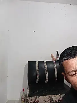 Snapshot of valenpaisita2123 chatting on February 17, 2026, 1:03 am valenpaisita2123 online show from February 17, 2026, 1:03 am