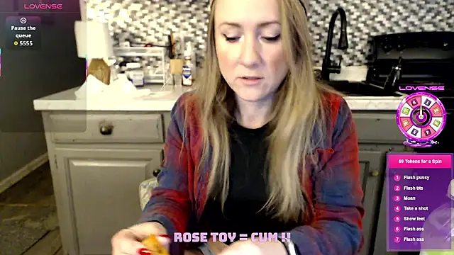 Snapshot of alluringpixie chatting on January 15, 2026, 9:29 pm alluringpixie online show from January 15, 2026, 9:29 pm