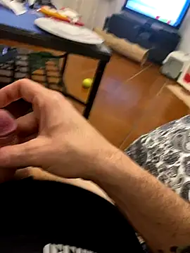 Snapshot of migliormigui35 chatting on December 4, 2025, 11:59 pm migliormigui35 online show from December 4, 2025, 11:59 pm