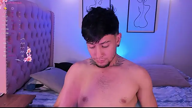 vaalentiino online show from February 13, 2026, 2:22 am