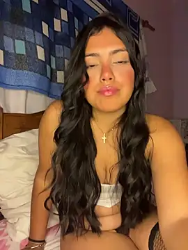 Snapshot of _Laurentt_ chatting on February 14, 2026, 2:56 am Laurentt online show from February 14, 2026, 2:56 am