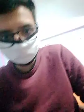 daisytaylorx1 online show from February 5, 2026, 9:32 pm