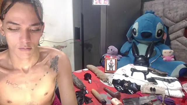 Snapshot of michaeldissts chatting on February 16, 2026, 3:43 pm michaeldissts online show from February 16, 2026, 3:43 pm