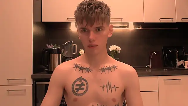 Fredd Xanders online show from December 5, 2025, 3:32 pm