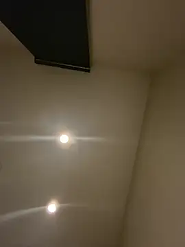 phantom898983 online show from April 7, 2026, 7:21 am