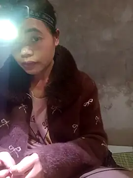 Snapshot of mon-monk chatting on December 17, 2025, 1:38 pm mon-monk online show from December 17, 2025, 1:38 pm