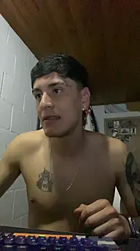 JhonCas44 online show from December 15, 2025, 4:40 am