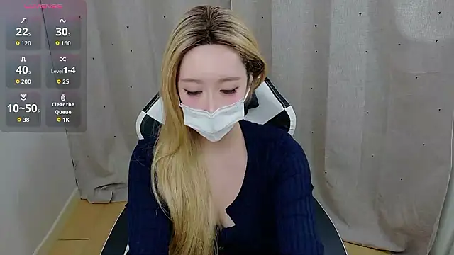 Snapshot of Kititi0x0 chatting on January 6, 2026, 11:25 am Kititi0x0 online show from January 6, 2026, 11:25 am