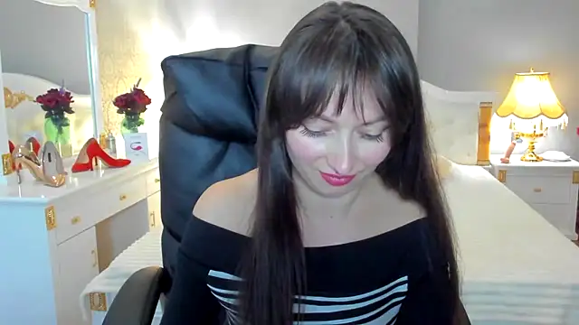 Snapshot of RosiAlina chatting on May 6, 2026, 6:39 am RosiAlina online show from May 6, 2026, 6:39 am