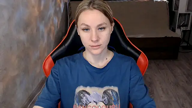 MiaBun1 online show from February 17, 2026, 4:10 am