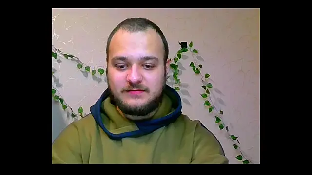 Snapshot of Akiii1112 chatting on December 5, 2025, 1:10 pm Akiii1112 online show from December 5, 2025, 1:10 pm