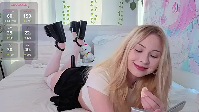 Snapshot of kaity_berry chatting on February 17, 2026, 8:55 am kaity berry online show from February 17, 2026, 8:55 am