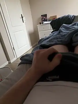 angei094 online show from December 18, 2025, 9:25 am