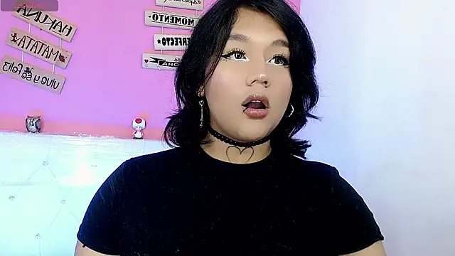 isadoraqueentss online show from December 21, 2025, 3:57 pm