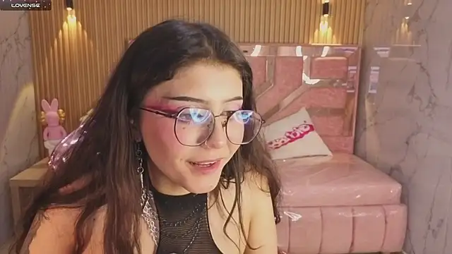 Snapshot of miss_devil_s chatting on January 11, 2026, 3:19 pm miss devil s online show from January 11, 2026, 3:19 pm