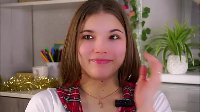 Snapshot of SolBurri chatting on January 13, 2026, 1:20 am SolBurri online show from January 13, 2026, 1:20 am